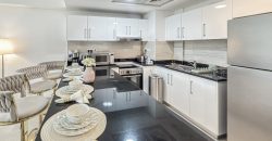 Perspective view opulent apartment for 4 Person