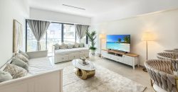 Perspective view opulent apartment for 4 Person